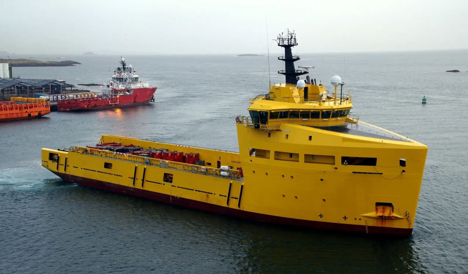 DP2 2013 Built Damen 3300 CD PSV