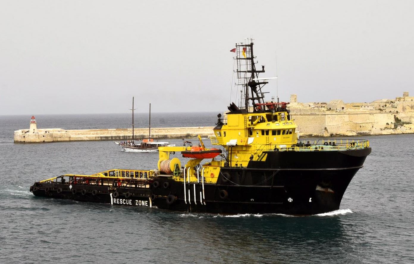 1985 built 90 TBP FiFi1 AHTS